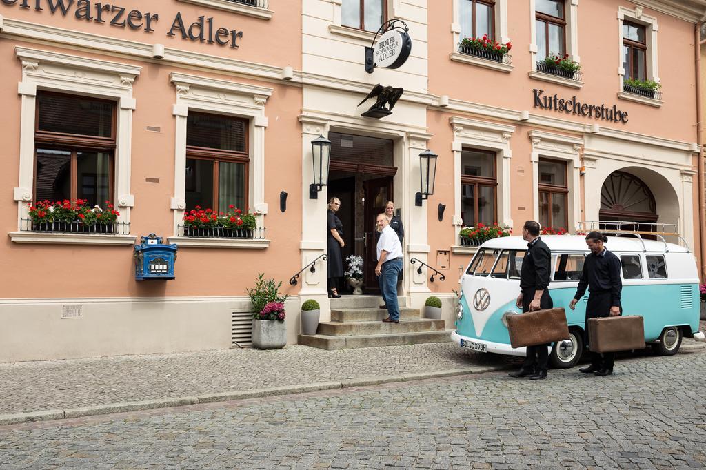 Hotel Schwarzer Adler Тангермюнде Екстер'єр фото